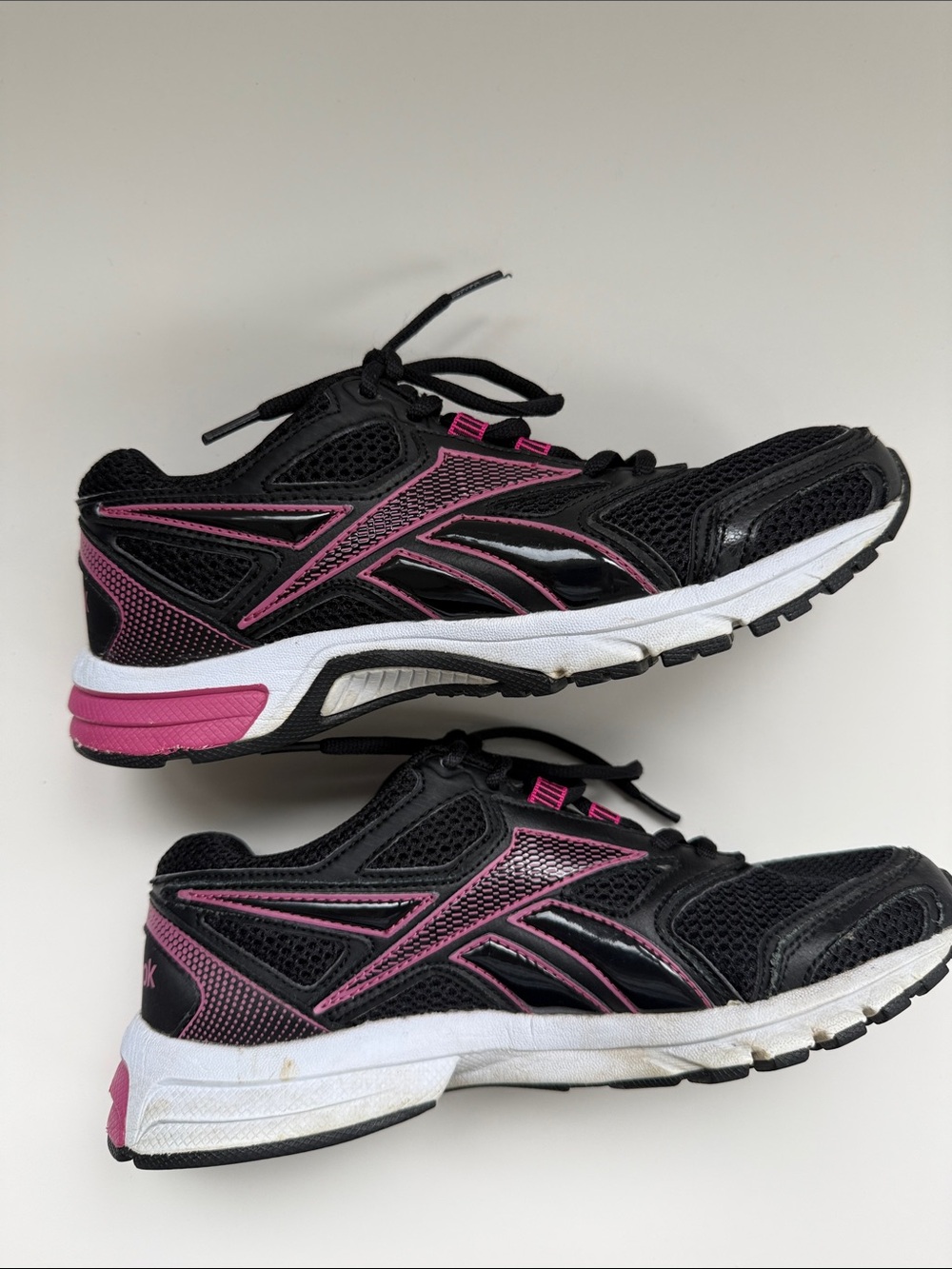 Reebok Women’s Black and Pink Running Athletic Sneakers